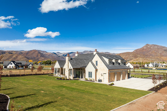 Photo 5 for MLS #2083866 at 802 E Stone Barn Ln