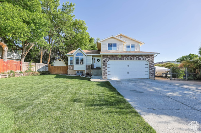 968 E CHERRY LN, Layton UT 84040