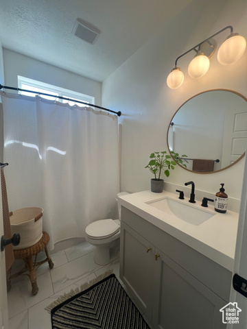 Photo 9 for MLS #2083907 at 4901 N Eagle Nest Ln