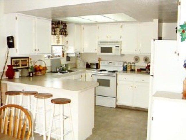 174 E 950 S, Layton, UT 84041 — photo 4