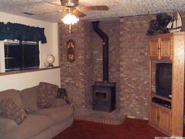 174 E 950 S, Layton, UT 84041 — photo 5