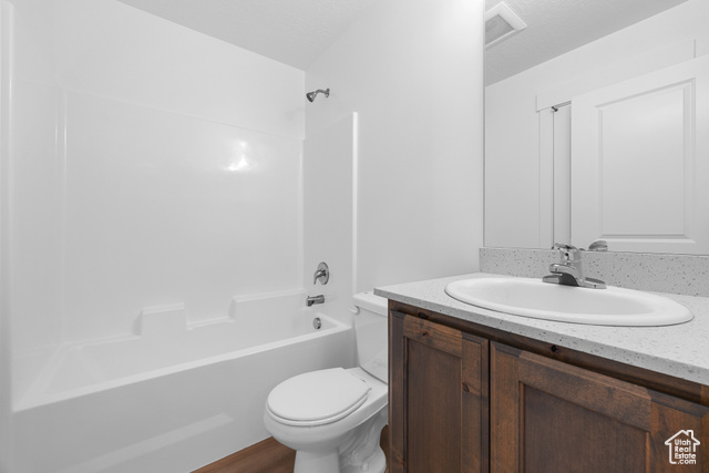 Photo 14 for MLS #2083953 at 309 N 2350 East #01