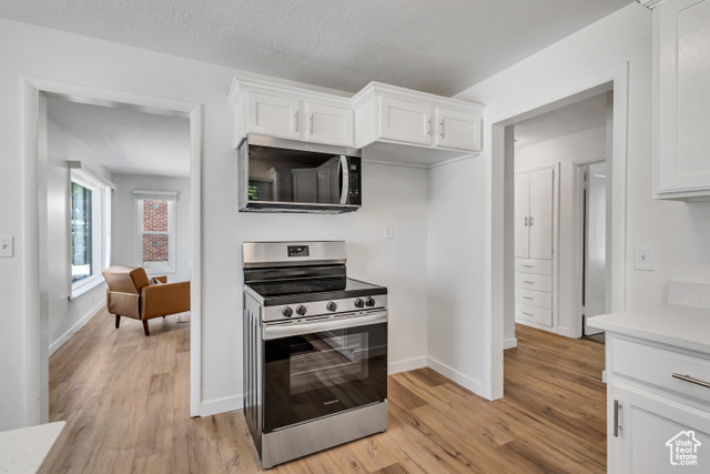 Photo 11 for MLS #2084054 at 1423 Cahoon St