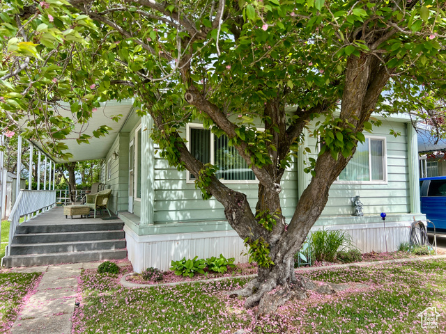 992 W FIREWEED DR, Taylorsville UT 84123