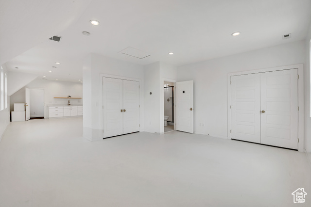 Photo 62 for MLS #2084074 at 5038 W Lake Ave