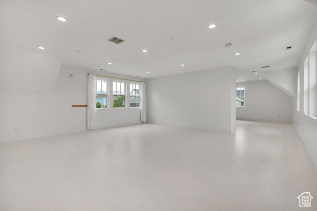 Photo 56 for MLS #2084074 at 5038 W Lake Ave