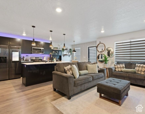 Photo 4 for MLS #2084109 at 8578 W Bowie Dr