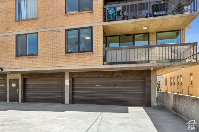 Photo 22 for MLS #2084124 at 131 E 1st Ave #305