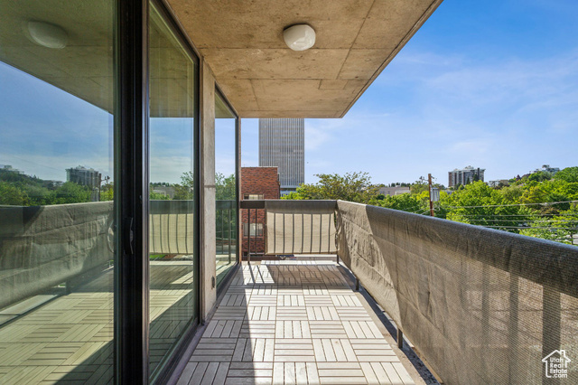 Photo 7 for MLS #2084124 at 131 E 1st Ave #305