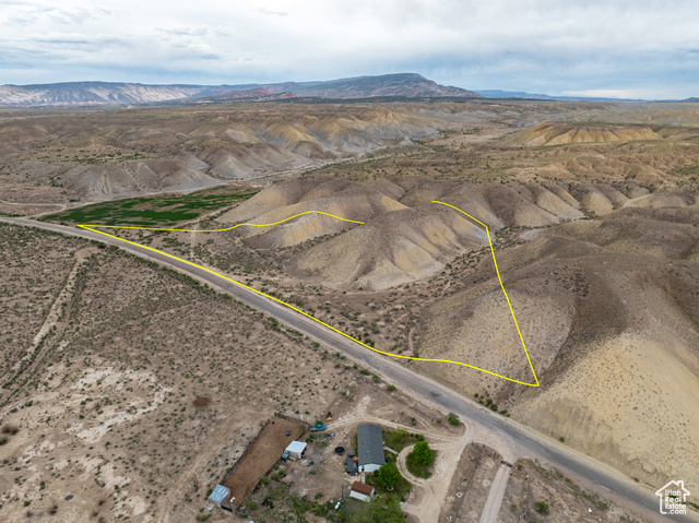 8135 S HWY 264, Jensen UT 84035