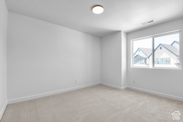 Photo 18 for MLS #2084235 at 2415 N Ribe Ln