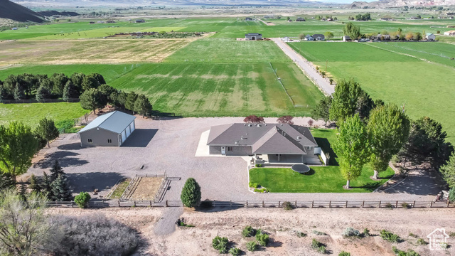 Photo 4 for MLS #2084261 at 860 S 720 West