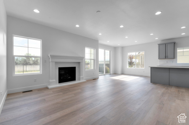 Photo 11 for MLS #2084265 at 595 W Junegrass Ln