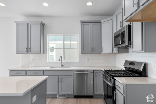 Photo 15 for MLS #2084265 at 595 W Junegrass Ln