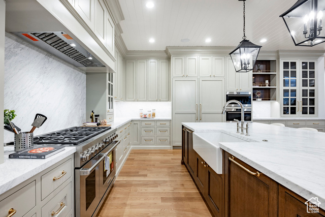 Photo 13 for MLS #2084279 at 618 S Fox Den Rd #2