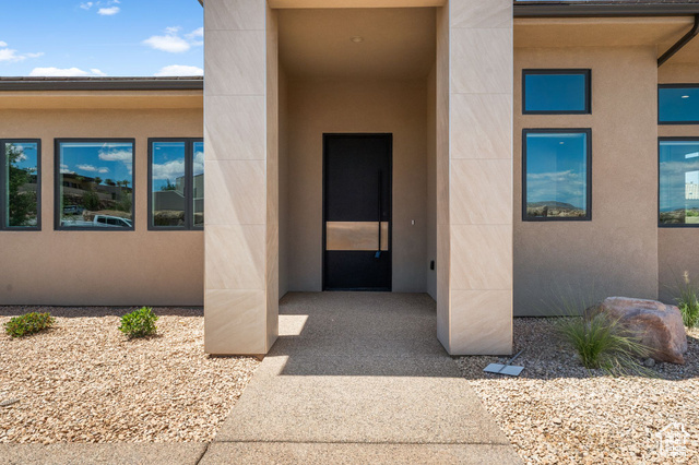 Photo 30 for MLS #2084298 at 1526 S Shale Dr