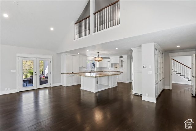 Photo 12 for MLS #2084324 at 1116 N Birch Cir