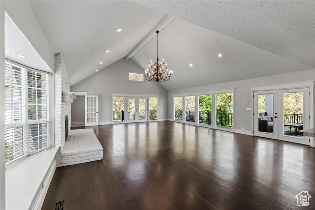 Photo 10 for MLS #2084324 at 1116 N Birch Cir