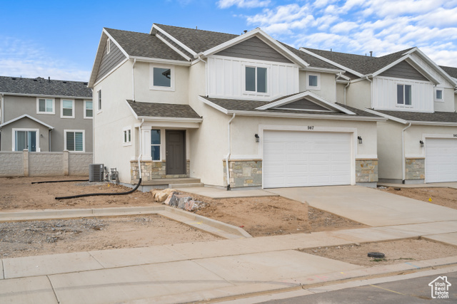 Photo 2 for MLS #2084327 at 947 N 215 West