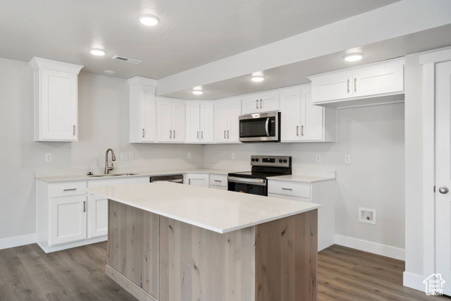 Photo 3 for MLS #2084327 at 947 N 215 West