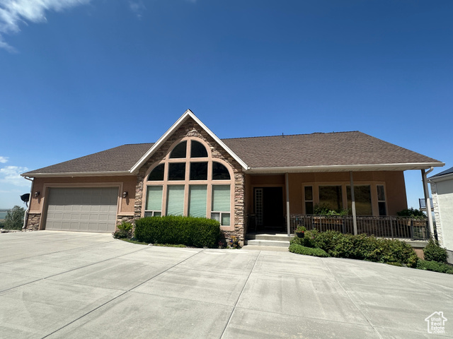 Photo 2 for MLS #2084409 at 395 S 200 East