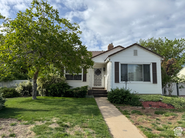 298 N LAKEVIEW DR, Clearfield UT 84015