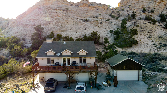 897 E COCKS COMB DR, Teasdale UT 84773