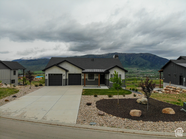 Photo 61 for MLS #2084531 at 4491 N Seven Bridges Rd
