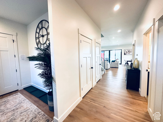 Photo 6 for MLS #2084537 at 39 W Tamarind Way