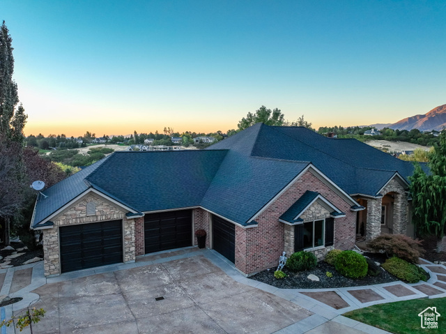8 SNOW FOREST CV, Sandy UT 84092