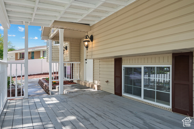 Photo 4 for MLS #2084551 at 6016 S Paprika Cir