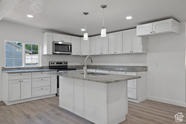 Photo 7 for MLS #2084551 at 6016 S Paprika Cir