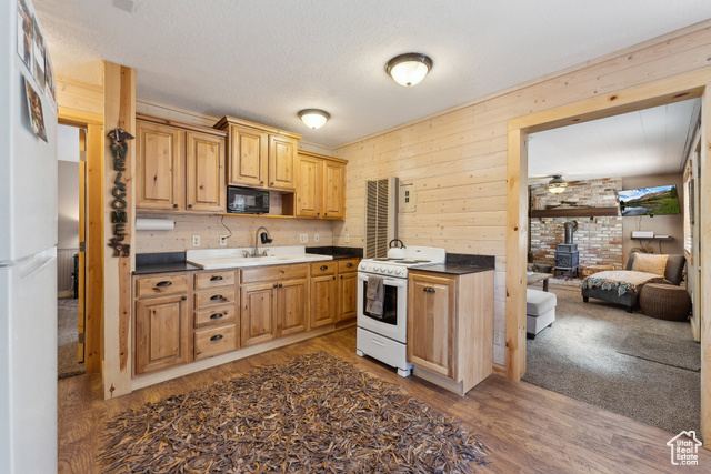 Photo 7 for MLS #2084599 at 4303 Beaver Creek Rd