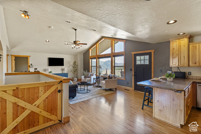 Photo 11 for MLS #2084610 at 2013 N River View Cir