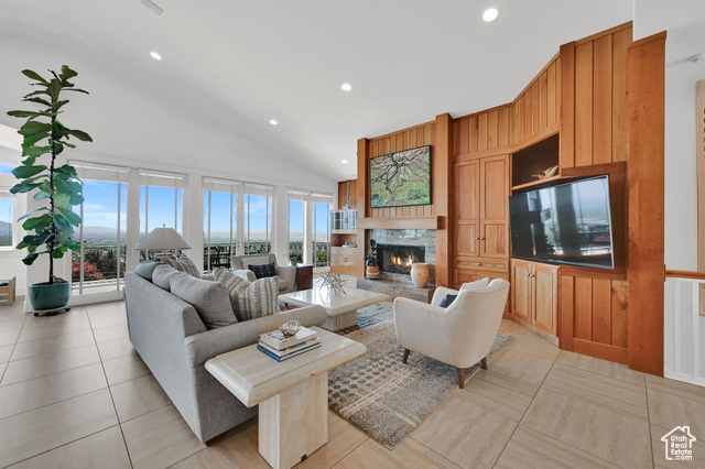 Photo 6 for MLS #2084627 at 1274 E Chandler
