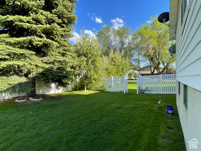 Photo 9 for MLS #2084640 at 15 E Main