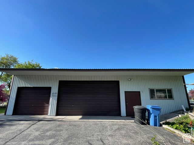 Photo 4 for MLS #2084640 at 15 E Main