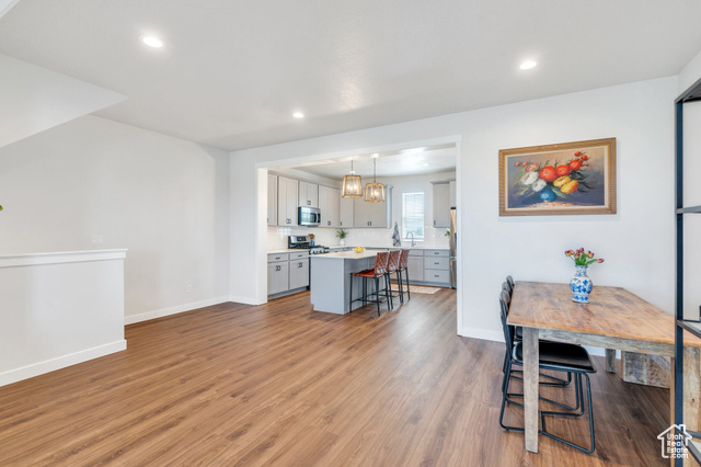 Photo 12 for MLS #2084667 at 5807 W Lake Ave