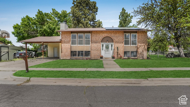2480 W 6075 S, Roy UT 84067