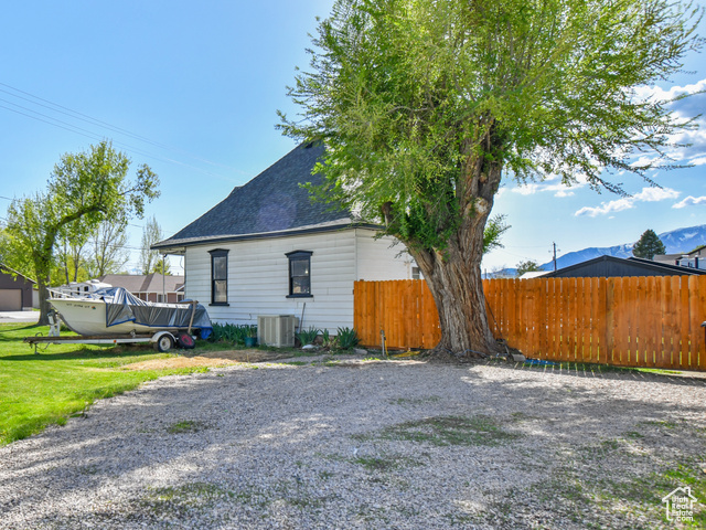 Photo 24 for MLS #2084714 at 489 E Center St