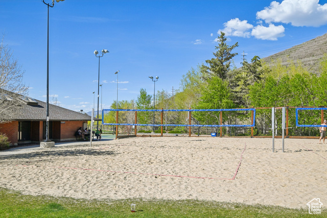 Photo 31 for MLS #2084717 at 1378 Park Ave #3