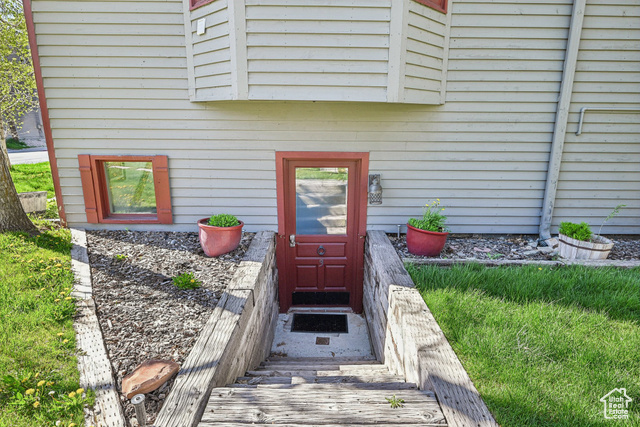 Photo 22 for MLS #2084717 at 1378 Park Ave #3