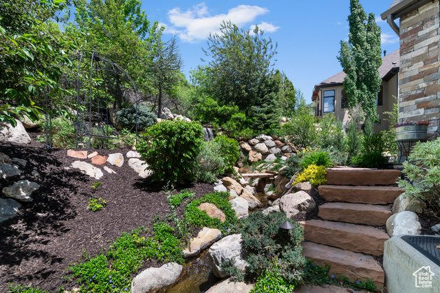 Photo 72 for MLS #2084739 at 81 E Lone Hollow Dr
