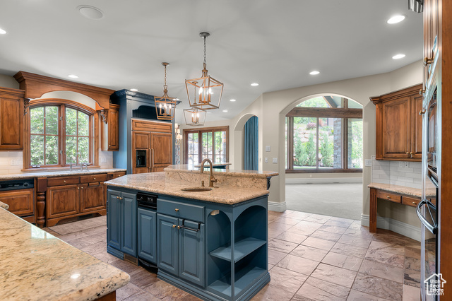 Photo 14 for MLS #2084739 at 81 E Lone Hollow Dr