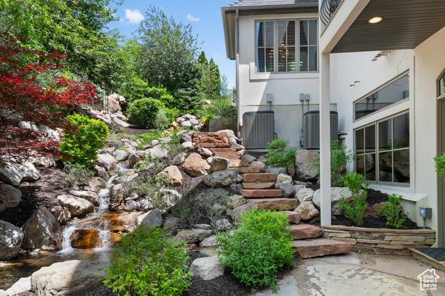 Photo 71 for MLS #2084739 at 81 E Lone Hollow Dr