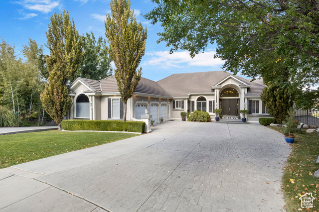 Photo 12 for MLS #2084770 at 11131 S Palisade Rim Cir