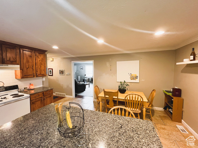 Photo 8 for MLS #2084814 at 642 S 500 East