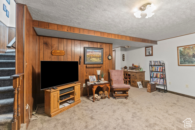 Photo 18 for MLS #2084826 at 3647 Maple Creek Rd