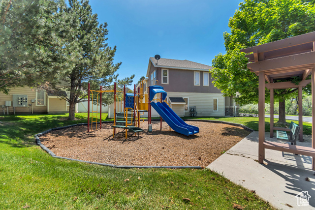 Photo 28 for MLS #2084849 at 1524 W Napa Ave