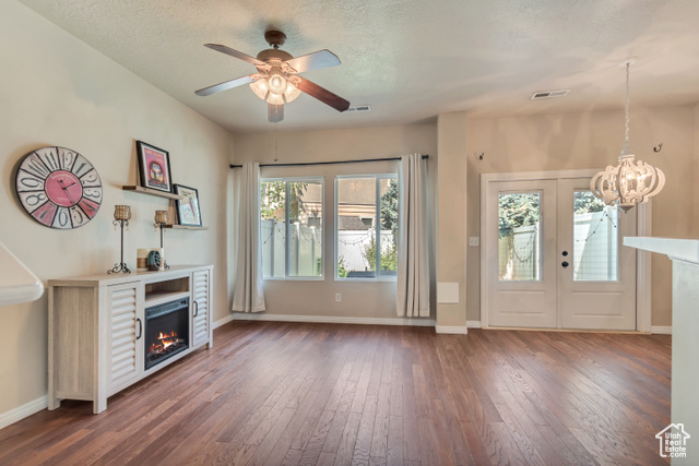 Photo 19 for MLS #2084849 at 1524 W Napa Ave